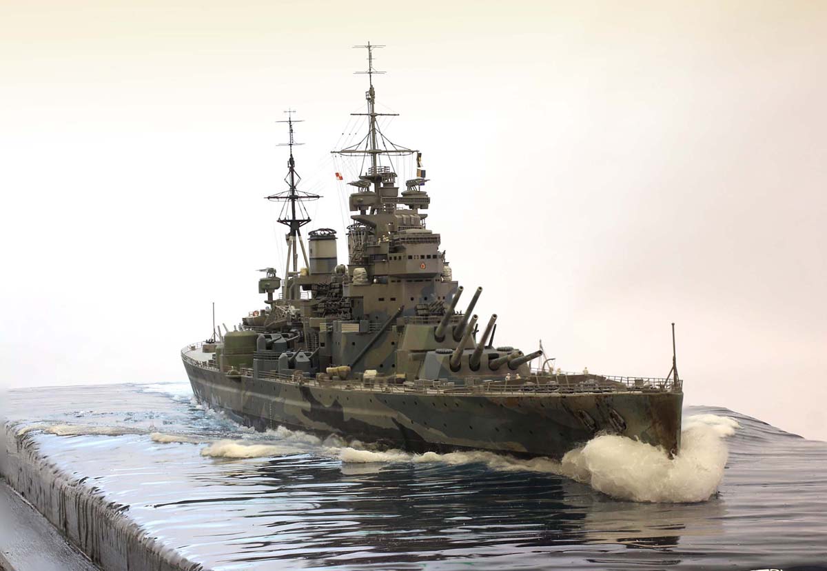 http://www.modelshipgallery.com/gallery/bb/hms/POW-350-cf/images/POW07.jpg