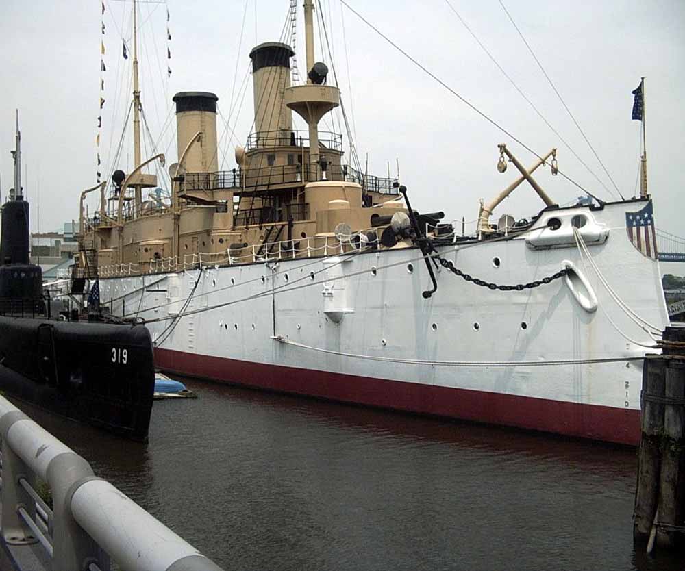 1/232 プラモデル Cruise USS OLYMPIA アメリカ軍巡洋艦 USS Olympia 1/232 Revell: Old but Gold - 47 Years old kit