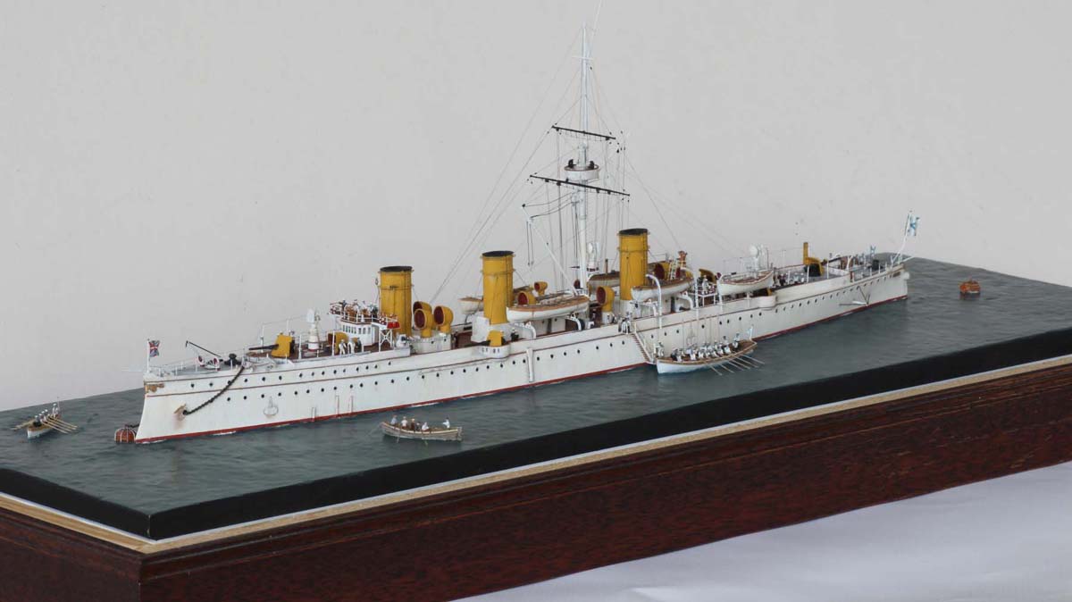 Card Model Scale 1/250 JSC 264 Russian Cruiser NOVIK 1900 