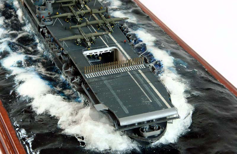 http://www.modelshipgallery.com/gallery/cv/cv-08/350-kk/cv8-09.jpg