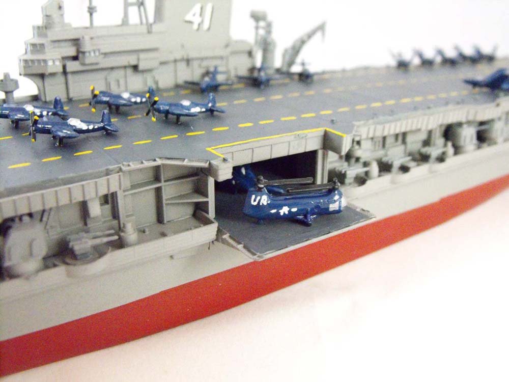 Lego uss online midway