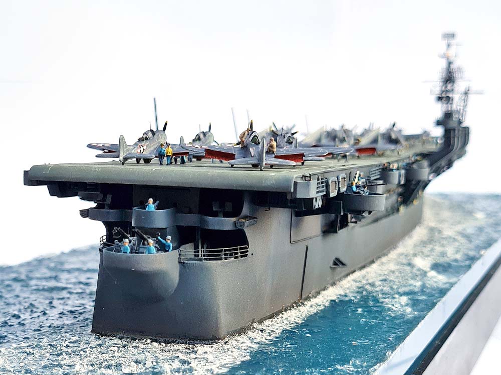 USS_Independence_CVL22_15