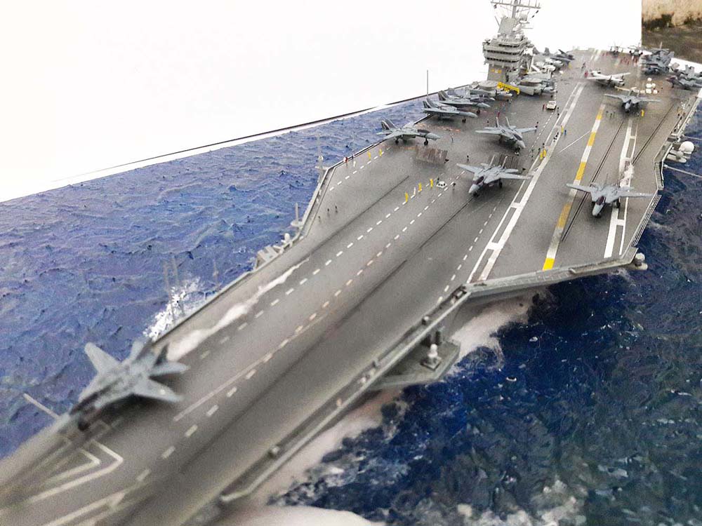 CVN74-(7)