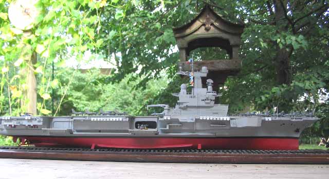 Heller プラモ「1/400 シャルル・ド・ゴール」 Yahoo!オークション - エレール1/400【シャルル・ド・ゴール】＋