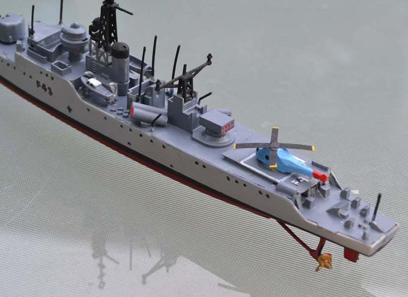 HMS-Torquay3
