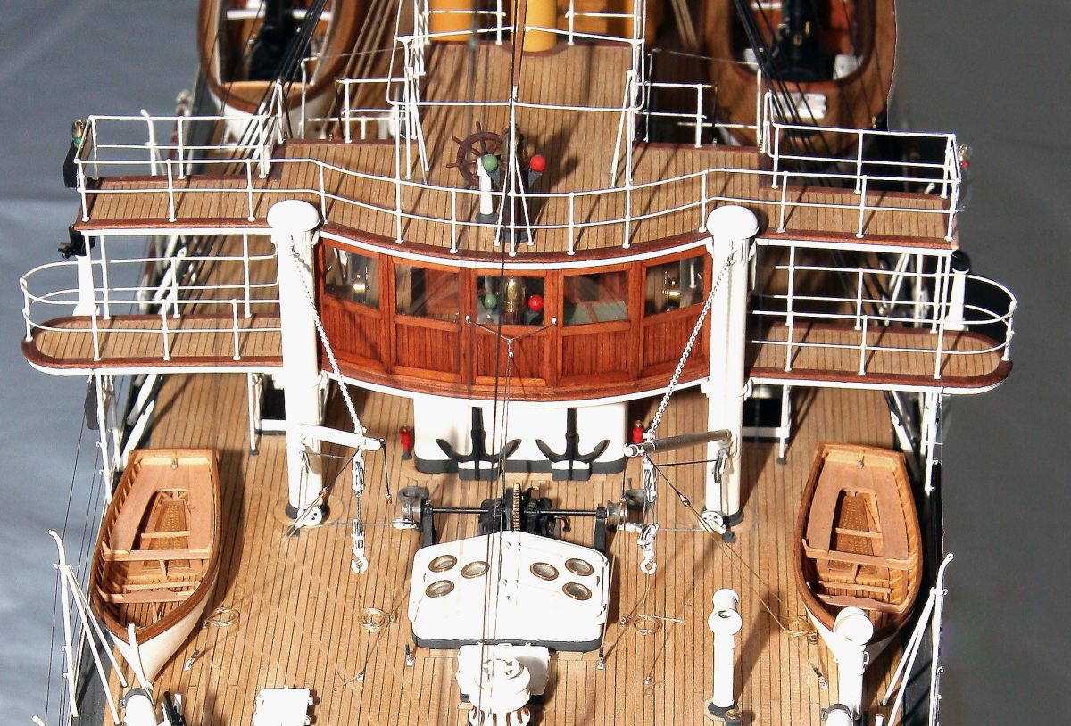ADMIRAL_MAGNAGHI_013
