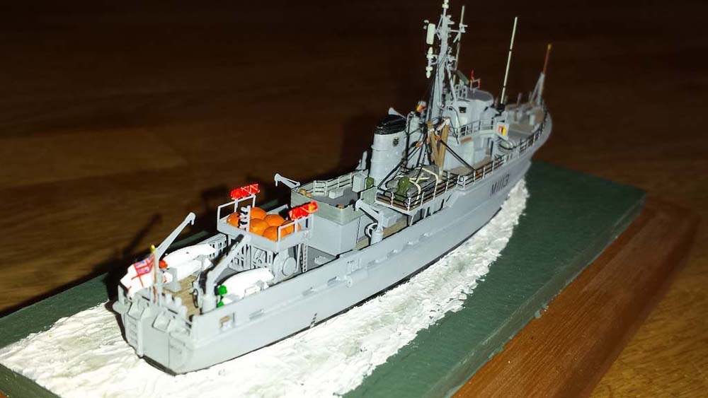 HMS-Brereton-14