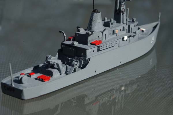 MCM-14-USS-Chief-004