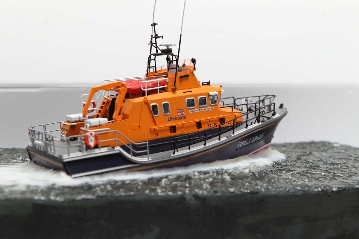 Severn-Class-Lifeboat-013
