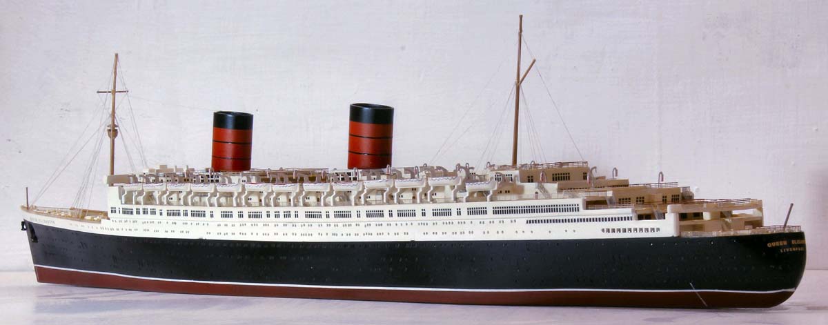 RMS-Queen-Elizabeth_005