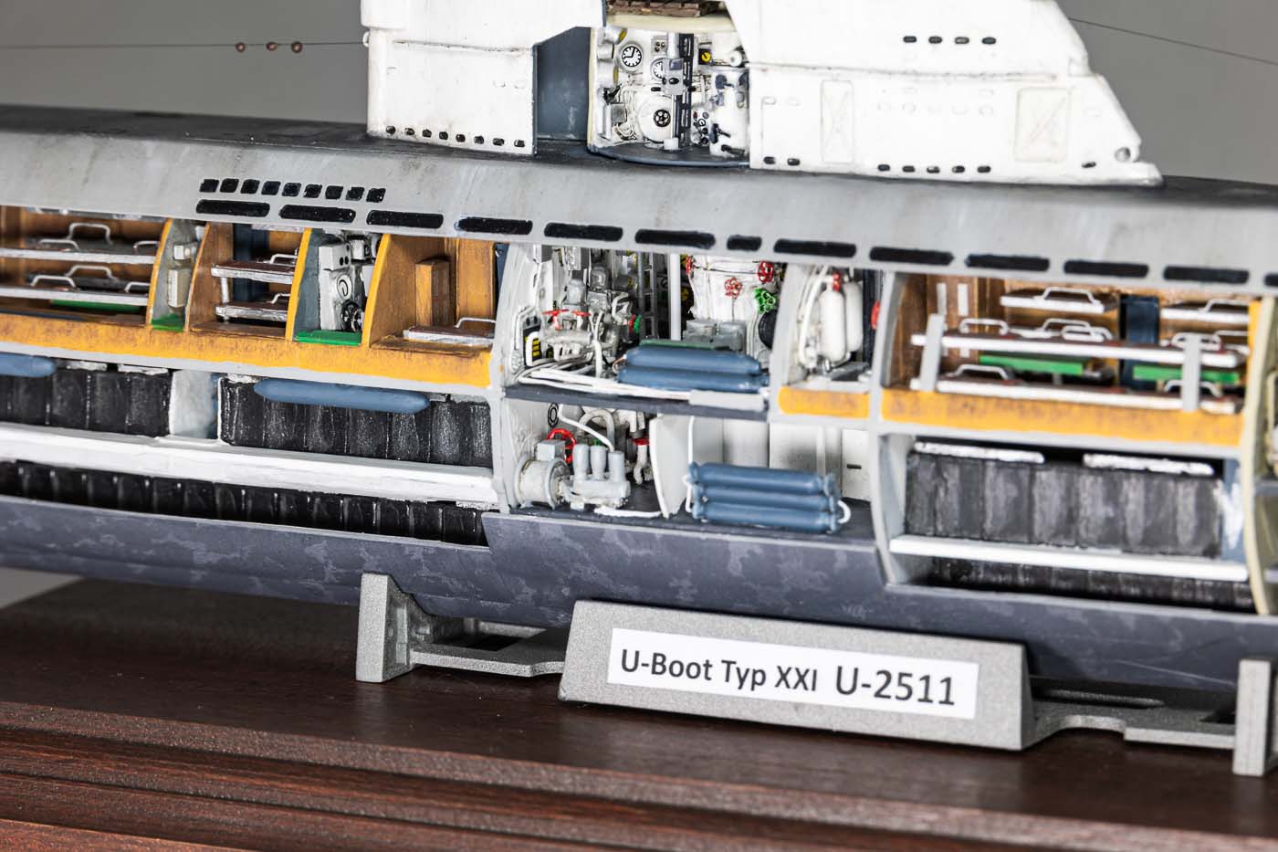 XXI-16