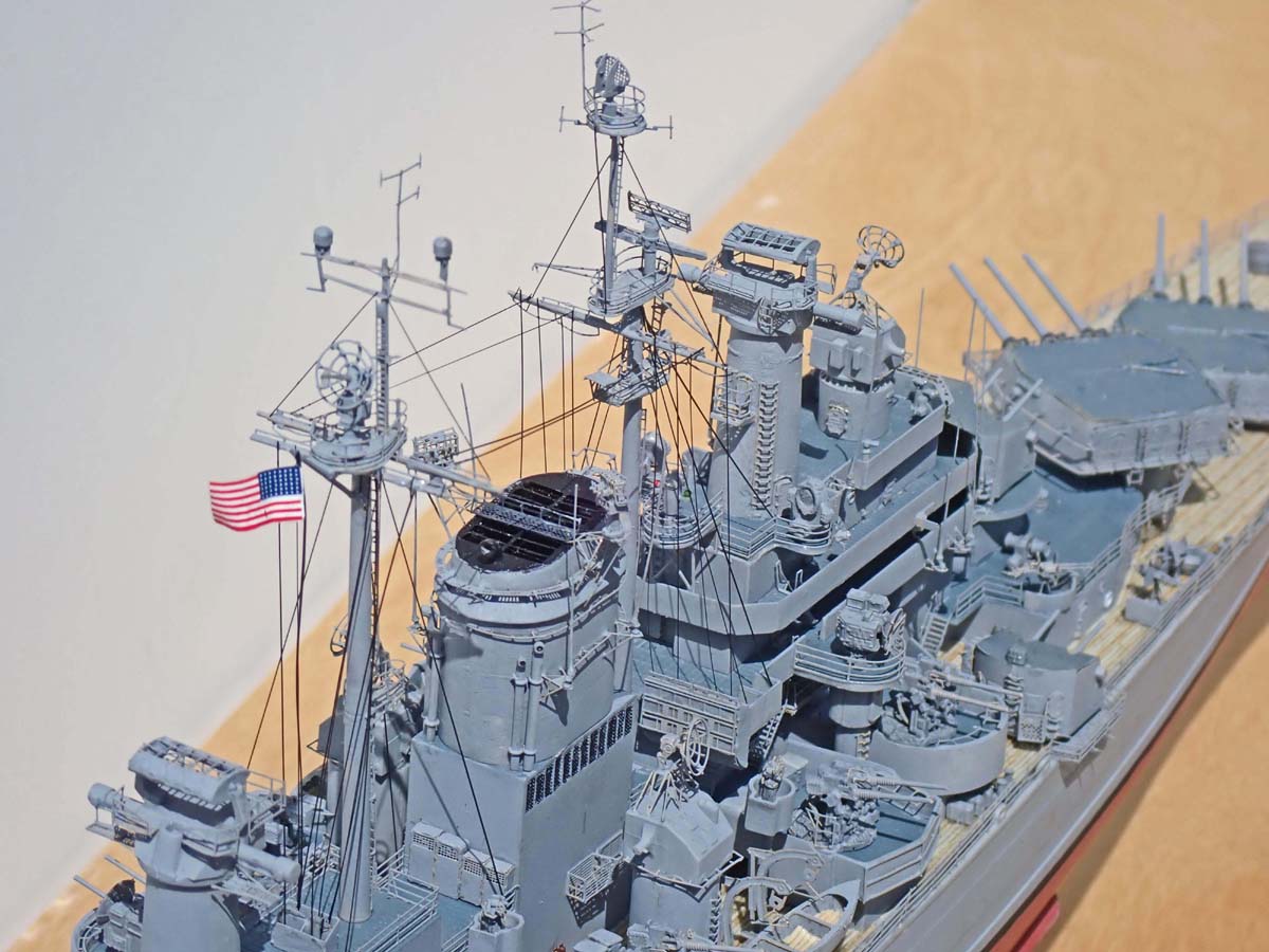 USS-Des-Moines-12