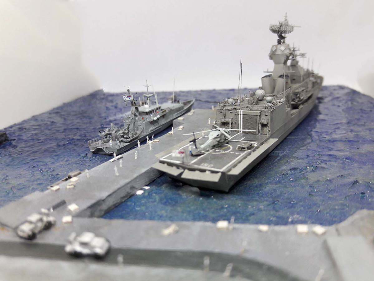 HMAS-(14)