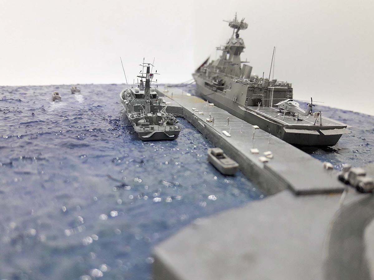 HMAS-(20)